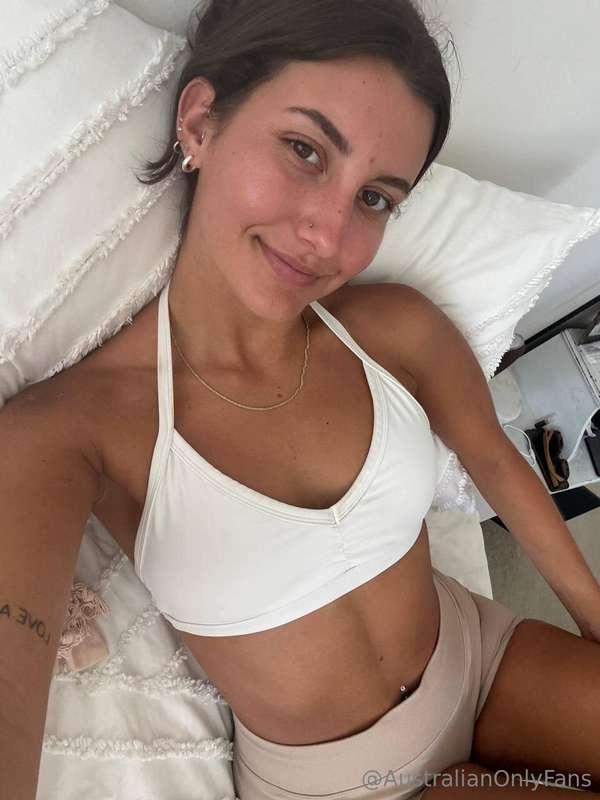 Hermione, 21, Gold Coast 💟Fit | Lingerie | Custom Content@he..