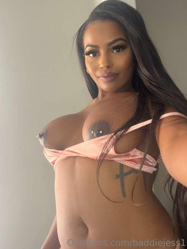 ‼️ First fan to tip $20 will get $2000 in content + my whole..