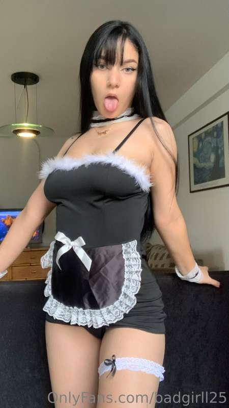 Who needs cleaning service?😳