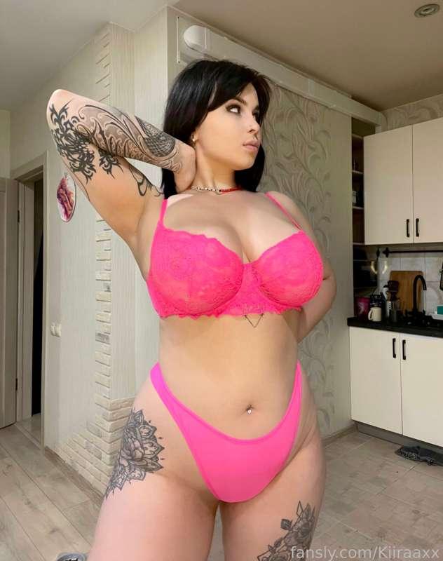How fast can you get me naked? 🔥🔥