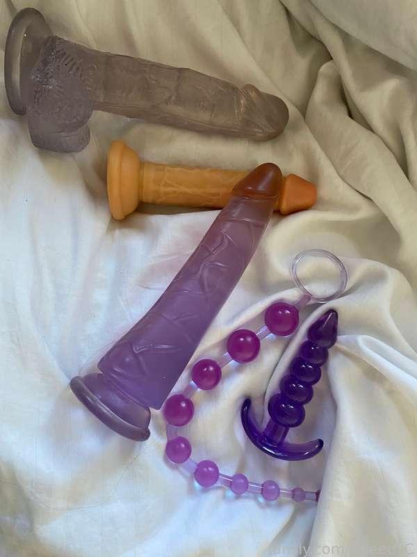 Would you like next video, of me using all my toys in my ass, one after another, this time not only my plugs, but also my dildos?? 😋 if yes, please upvote this post ❤️❤️