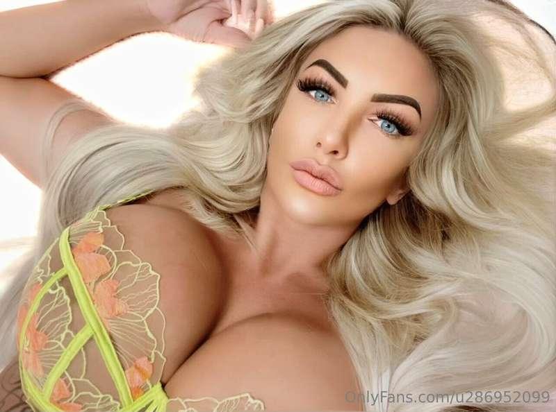 Can you help me take off this beautiful lingerie carefully?