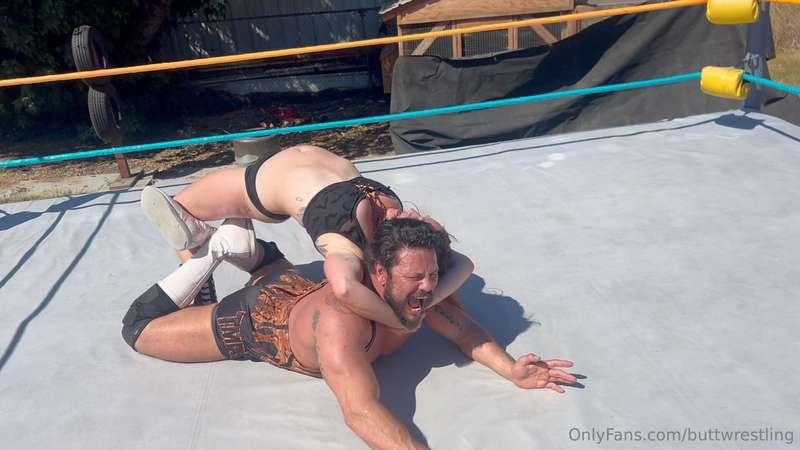 buttwrestling image #7