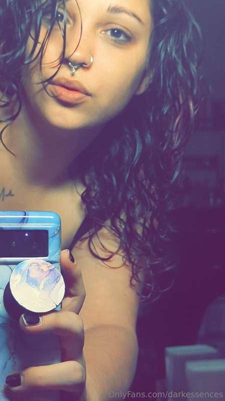 Jewelry out, bath taken, skin moisturized 🛀🏼😴 Laying here in..