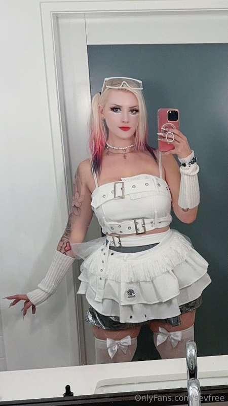 Releasing a ppv snack on @sevpremium tomorrow where u get to..