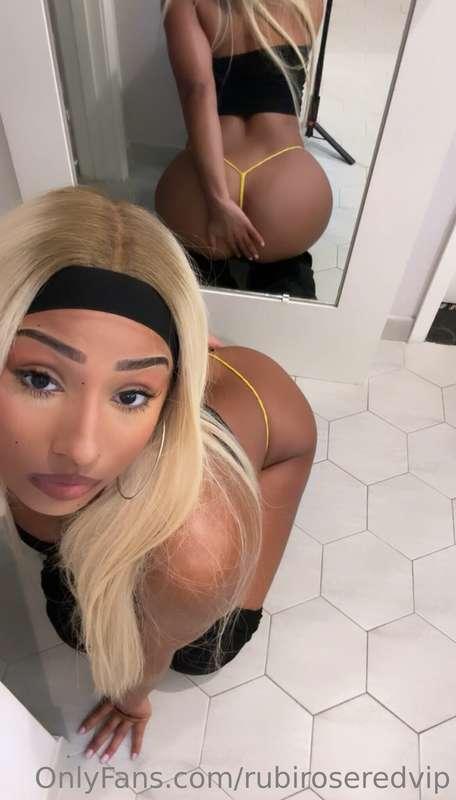 LATE NIGHT FREE ASS BUNDLE 🍑👀but you better slide in my DMS ..