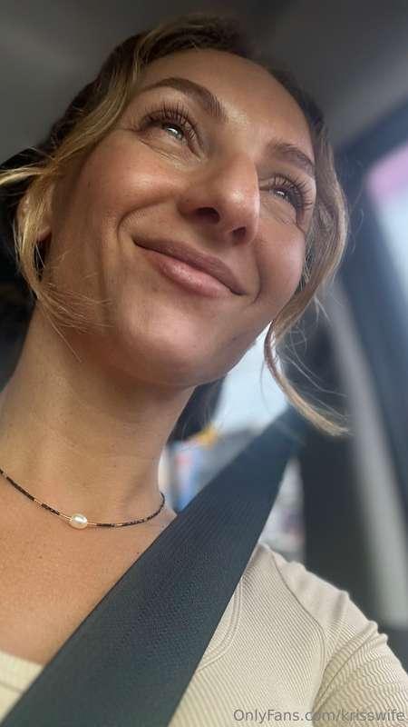 krisswife image #3