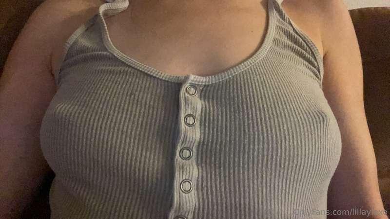 pull my shirt off ;)