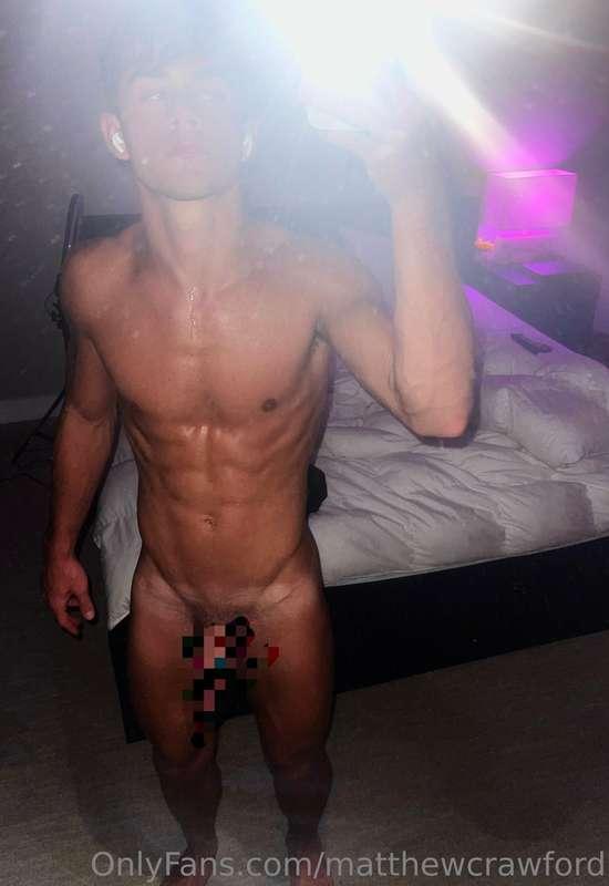have **renew on** and you’ll get all my nudes, fully uncenso..