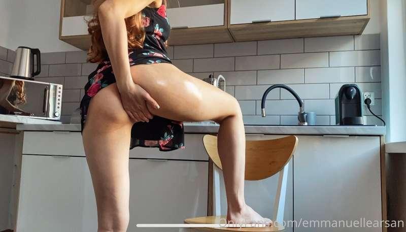 a woman's place is in the kitchen!😈