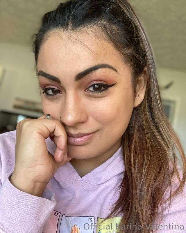 Get on over to my main page…the next Hotwife Season is under..