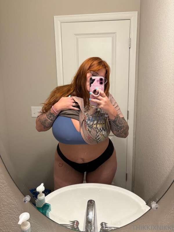 I love lazy Sundays because I get to play with my pussy alll..