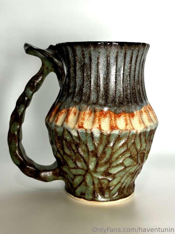 I wanted to share some photos of pottery I made recently. Th..