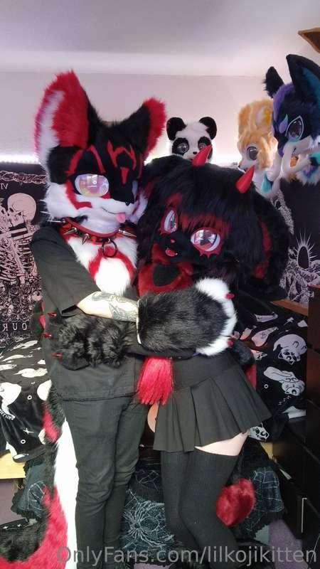 Took some cute pictures with Chimiko and Koji 🖤❤️