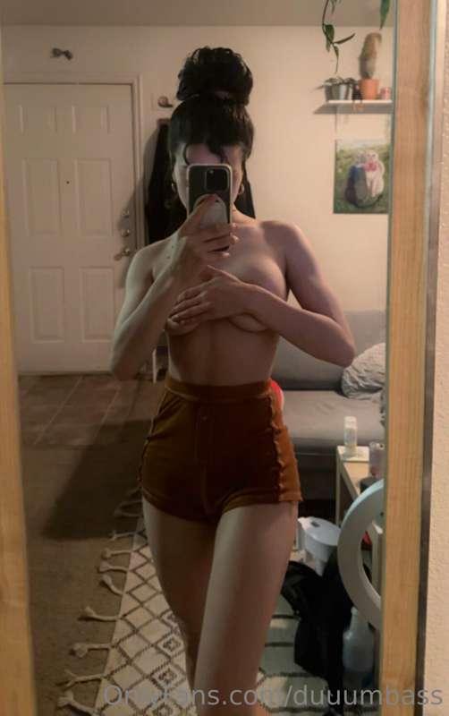 😴