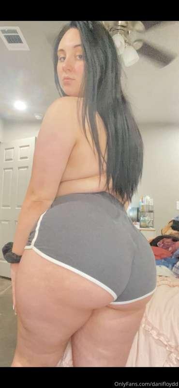 https://onlyfans.com/danifloyddvip