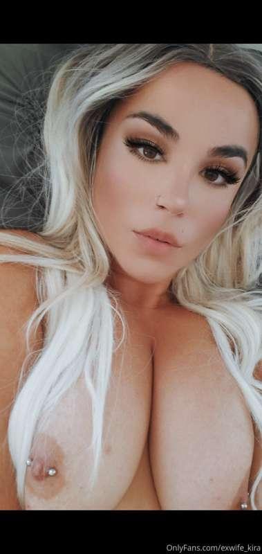 Titty fuck me and bust all over my perfect tits 💦💦💦