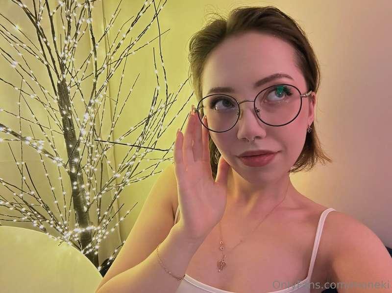 Happy New Year, my dear subscribers 💜 I wish you 2024 to be ..