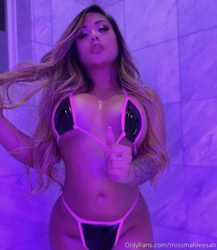 Wet and horny 🥺 stroke it for me?