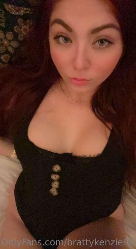 taking pictures for him turned into a sexy girl craving some..