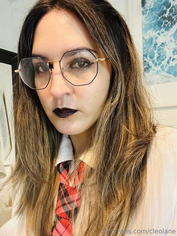 Gothic schoolll girl 🙂