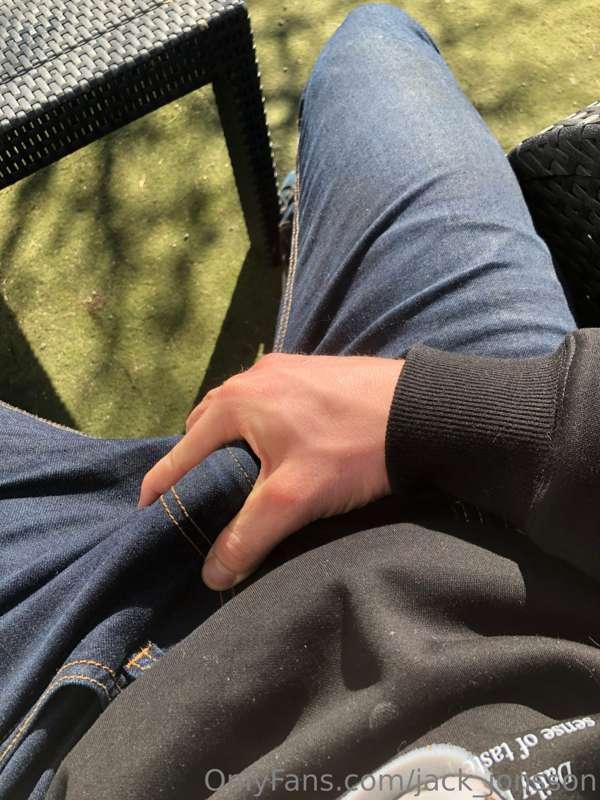 Put your hand om my Dick😩
