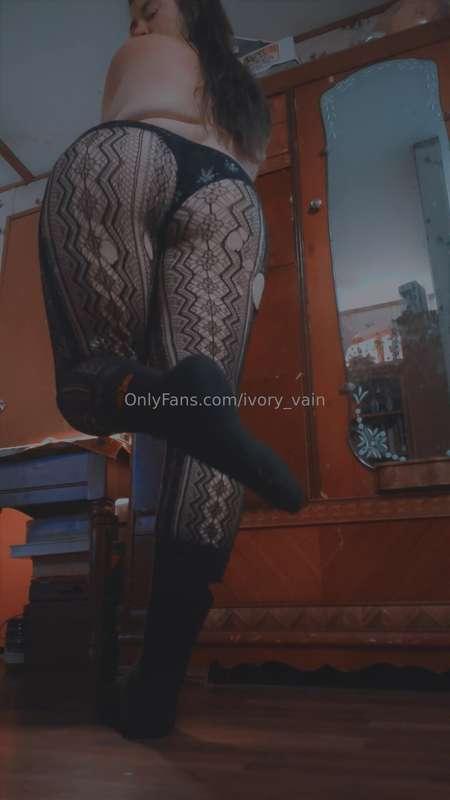 ivory_vain2 image #0