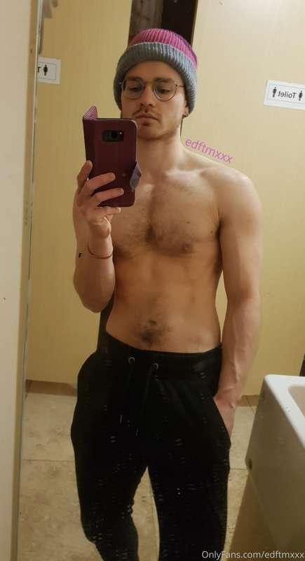 I really want to fuck someone's face in the toilets after my..