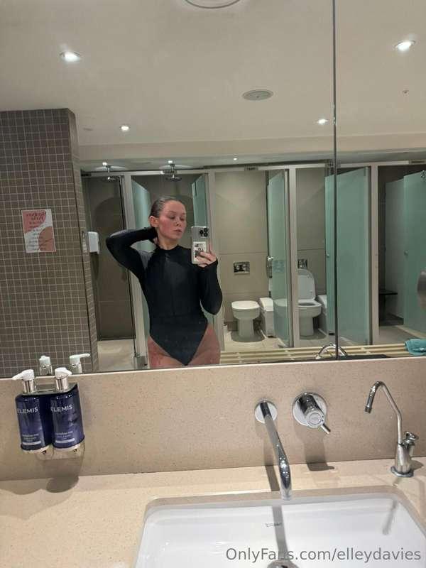 Would you try to fuck me on the first date?