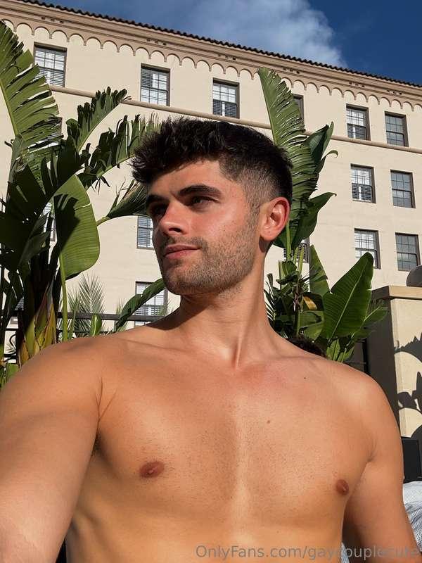 Wishing everyone a beautiful Saturday ☀️