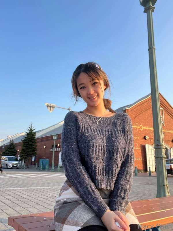 露臉後才發現自己最根深蒂固的問題是容貌焦慮、身形焦慮而不是「被人知道我在情慾自主」「被人知」只係我既藉口其實我50多kg..