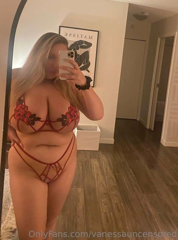 I hope you like this bra and pantie set as much as I do!