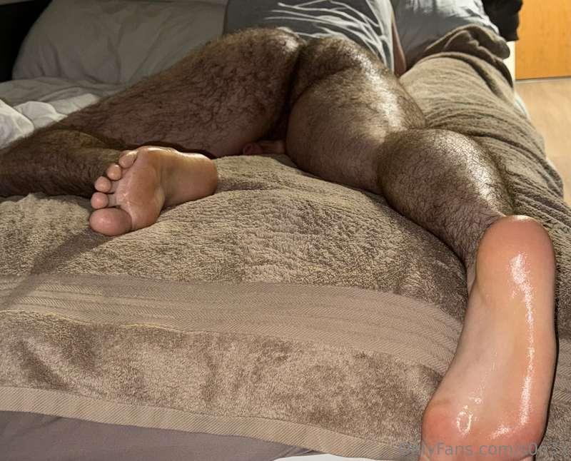 🍑🦶🏻