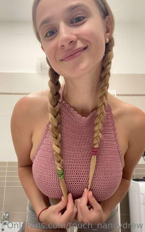 do you like pigtails?🥰