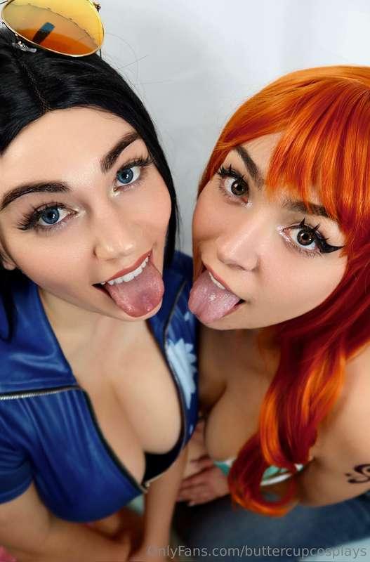 👅👅👅