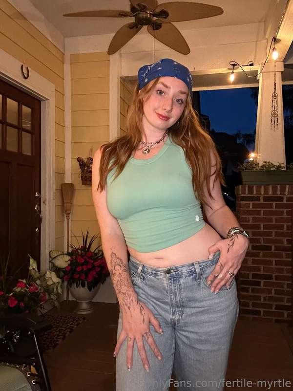 Here to light up your Night 🎆💛🔥