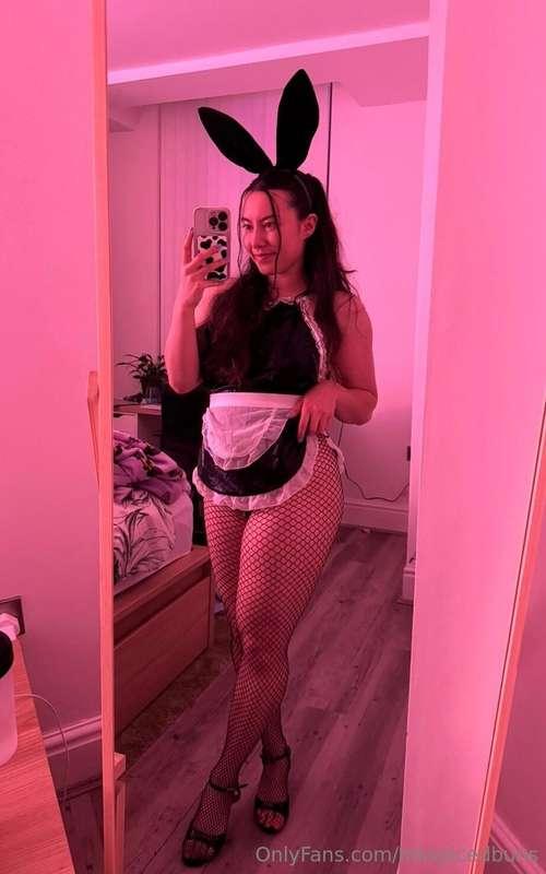 Wanna see my latest video? 👀 check out my XXXclusive account..