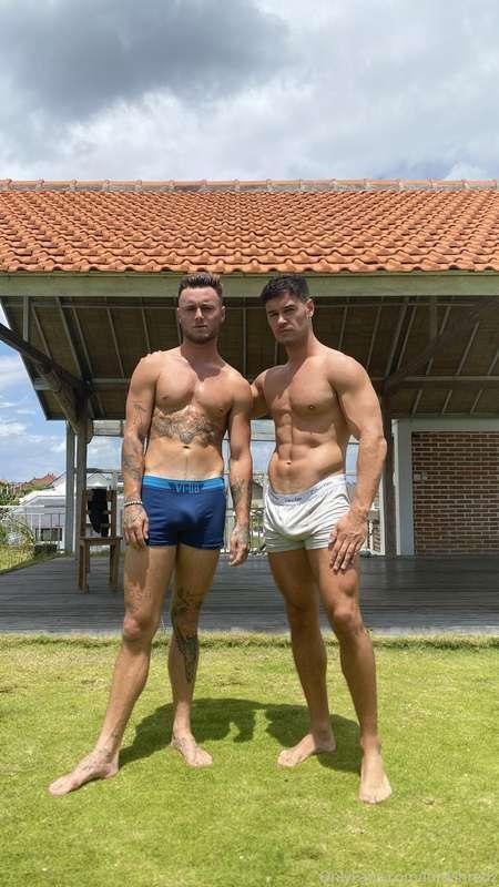 Who wants to see me and my sexy alpha male yoga teacher @max..