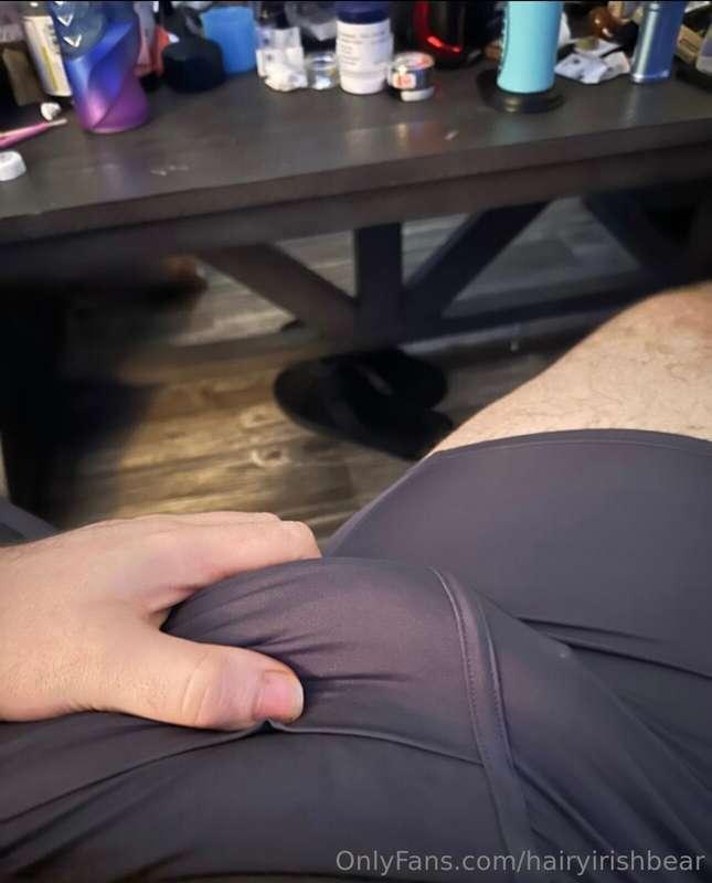 Come give it a squeeze🍆