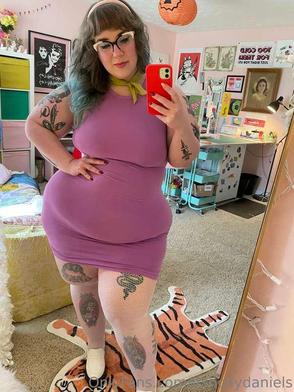 Swipe to pull my dress up