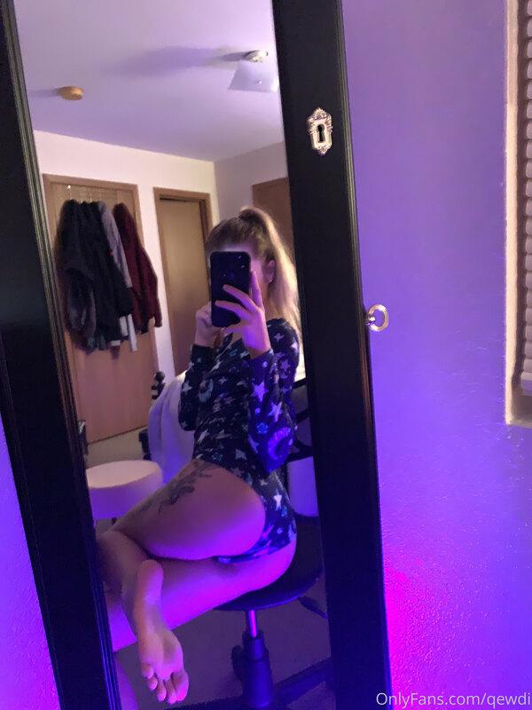 I look soooooo cute in this lil onesie ? 
LIKE if you want m..