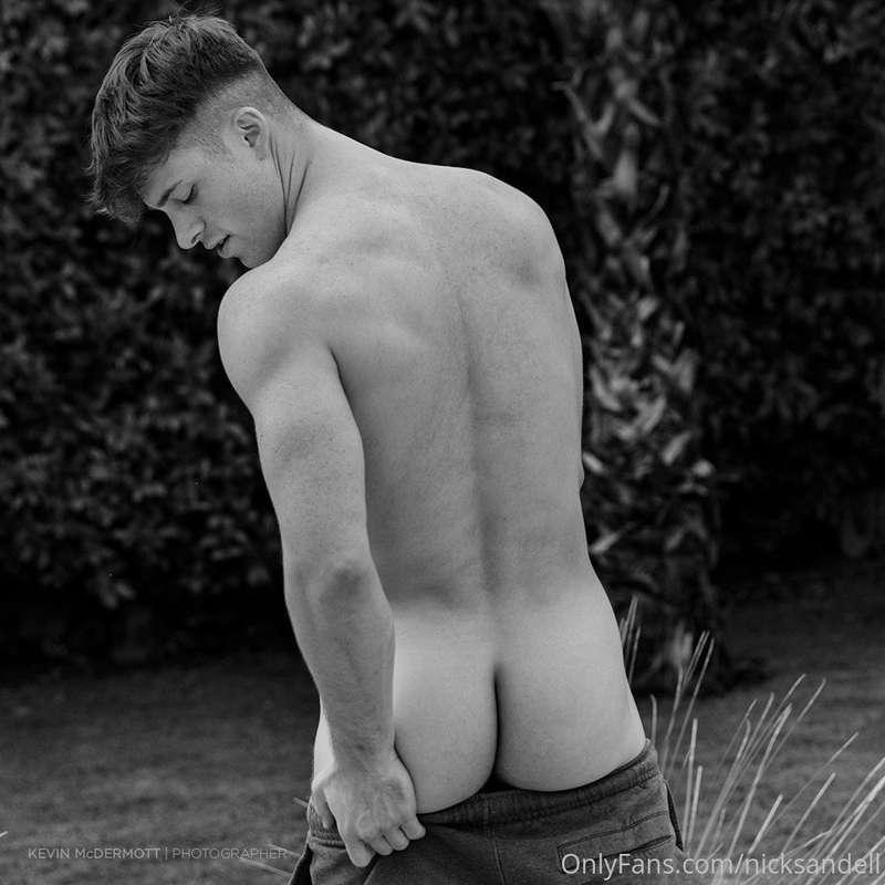 Backyard fun  Photos by @kevinmcd