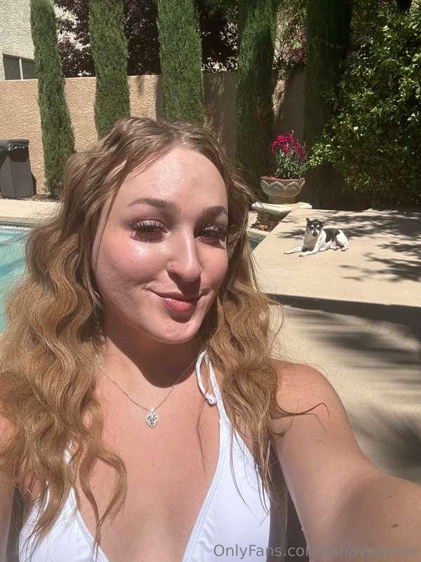 Sun-kissed and loving it 💛