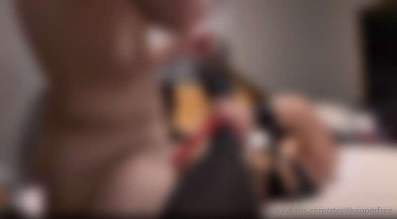 **Bondage video**

I was very submissive. I let him tie me u..