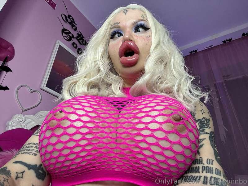 Daddy forgive me i am so dumb! At least i can suck your cock..