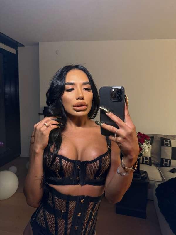 do you wanna know what does these pouty lips can do? 🙈