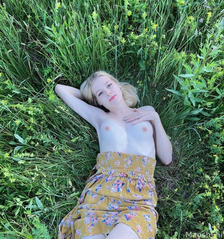 mayshyni image #2