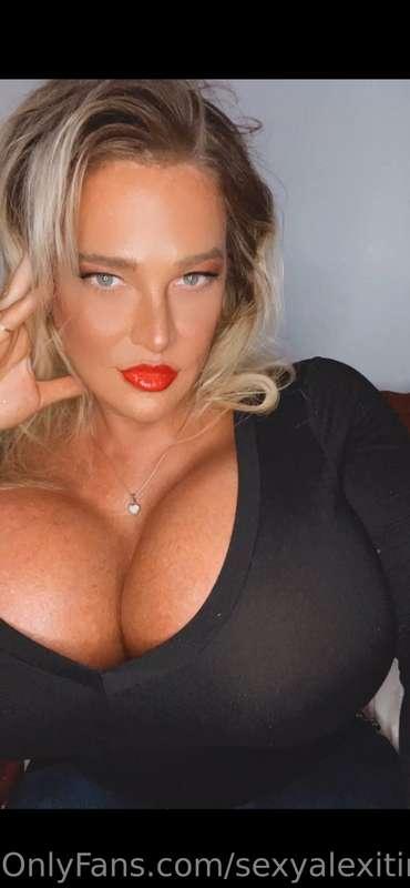 Do my 🫧🫧distract you Daddy???