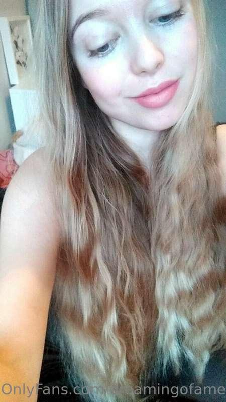 Mona Lisa smile