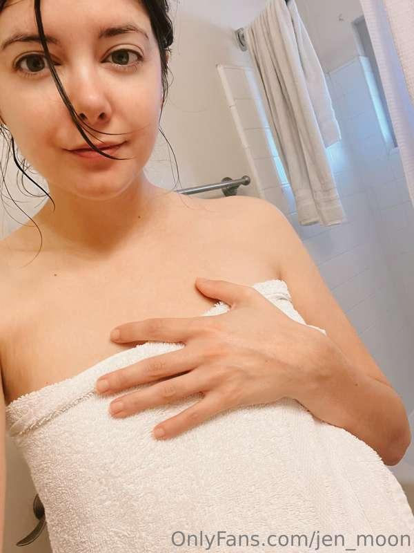 swipe to take my towel off 